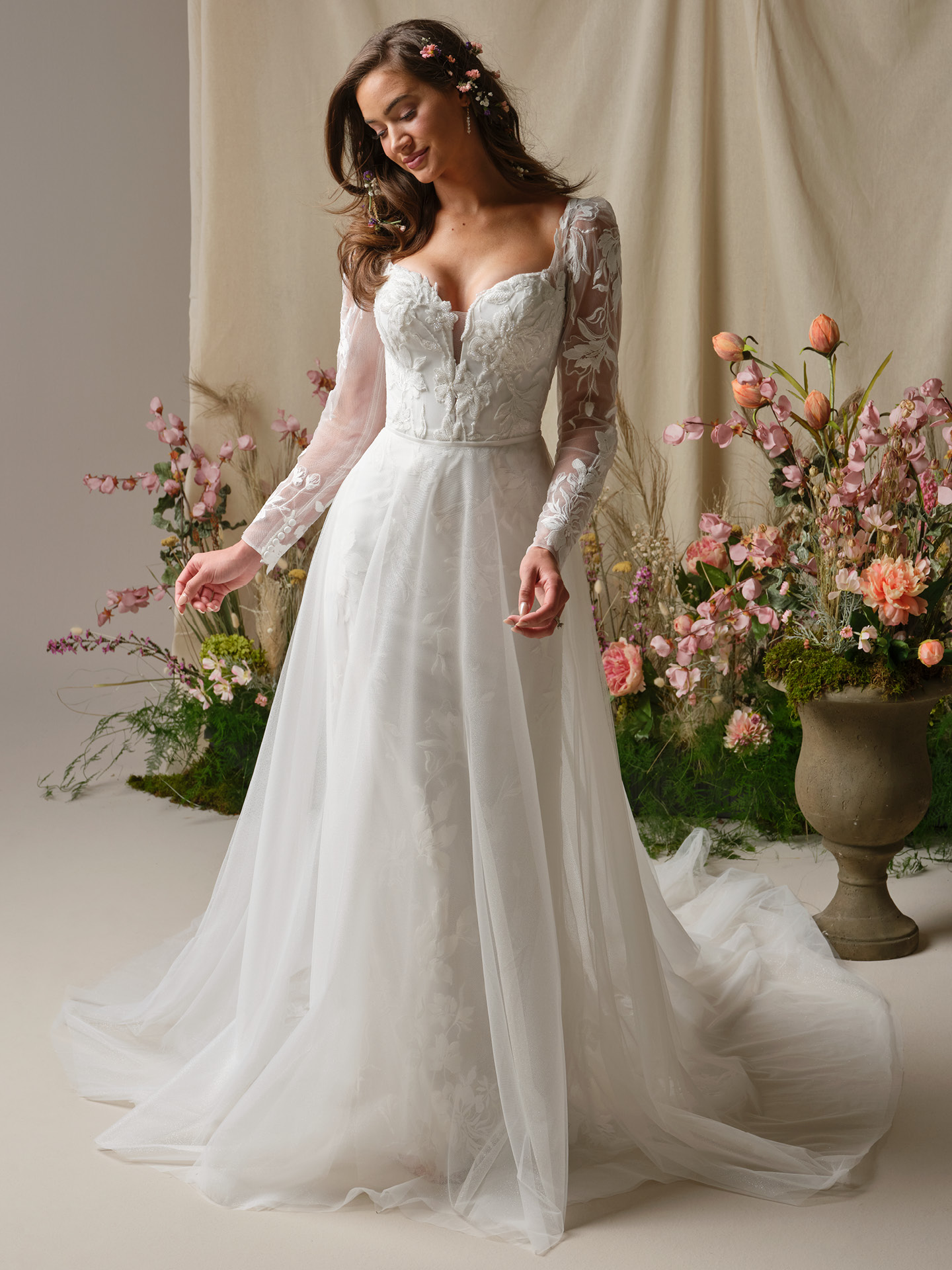 Rebecca Ingram Aubra Sheath Wedding Dress - Image 3