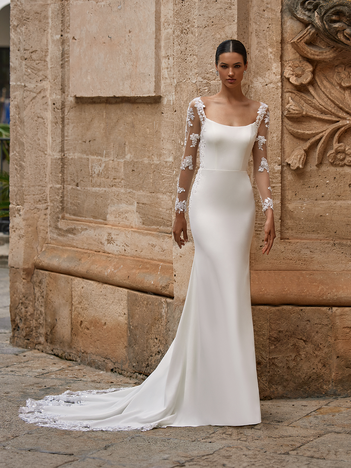 Moonlight Bridal T126
